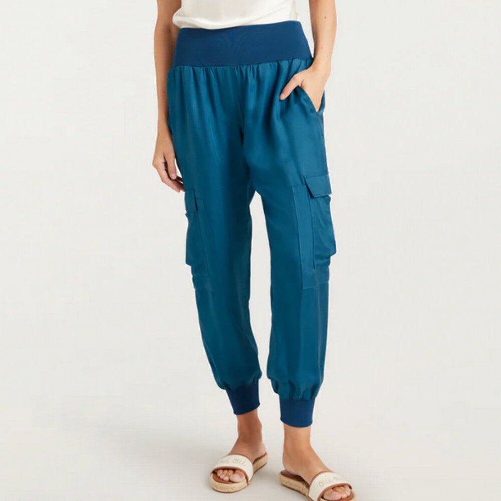 ✨ SALE✨Cinq a Sept 5a7 Giles Pant - Blue Sapphire Jogger Satin